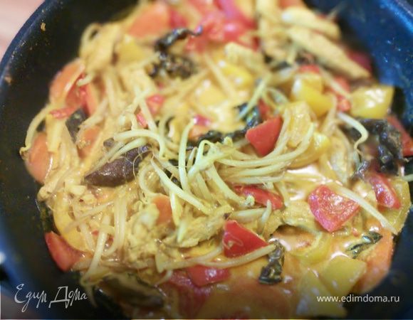 Курица карри с овощами 