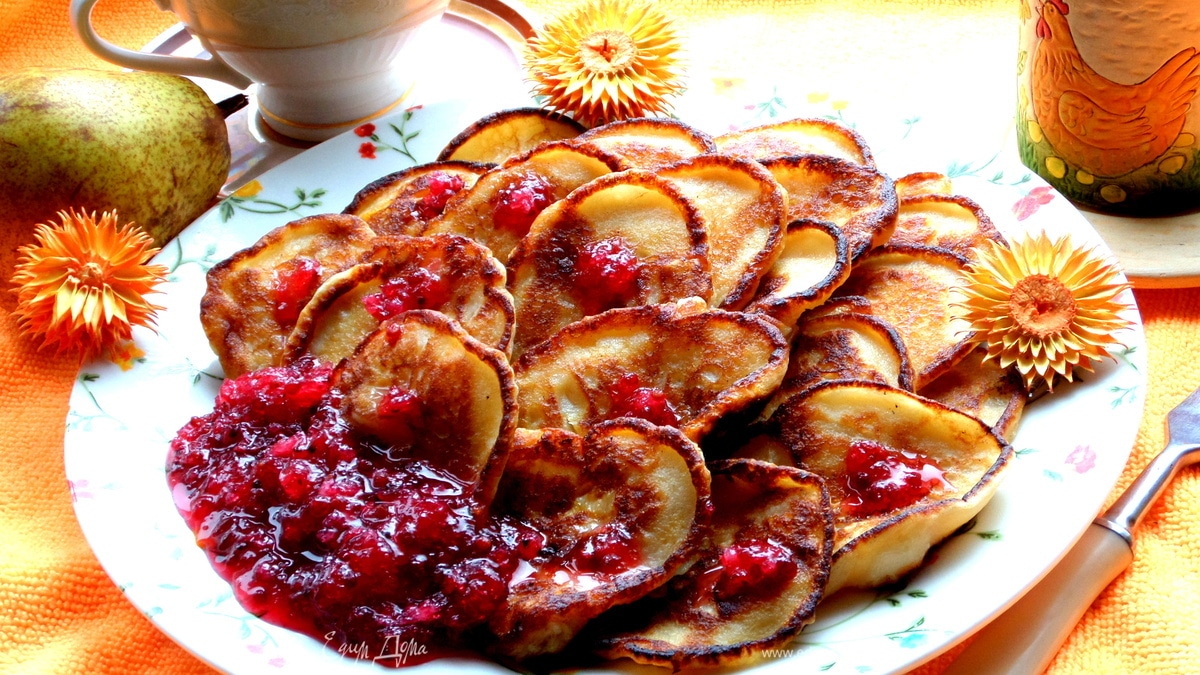 Оладьи с фруктами "Ассорти"