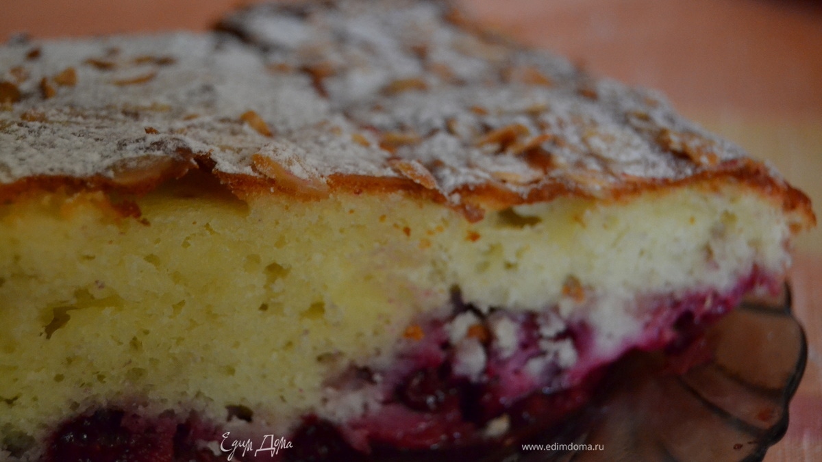 Заливной пирог с вишней