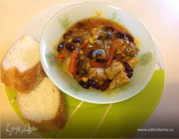 Свинина с красной фасолью