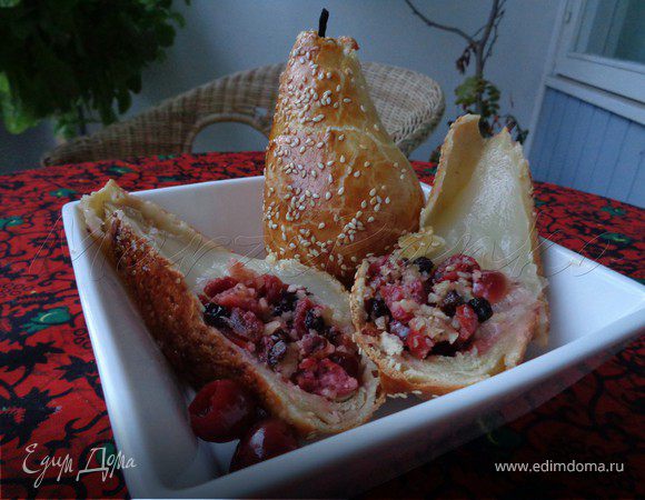 Фаршированные груши в воздушном тесте Фаршированные груши в воздушном тесте