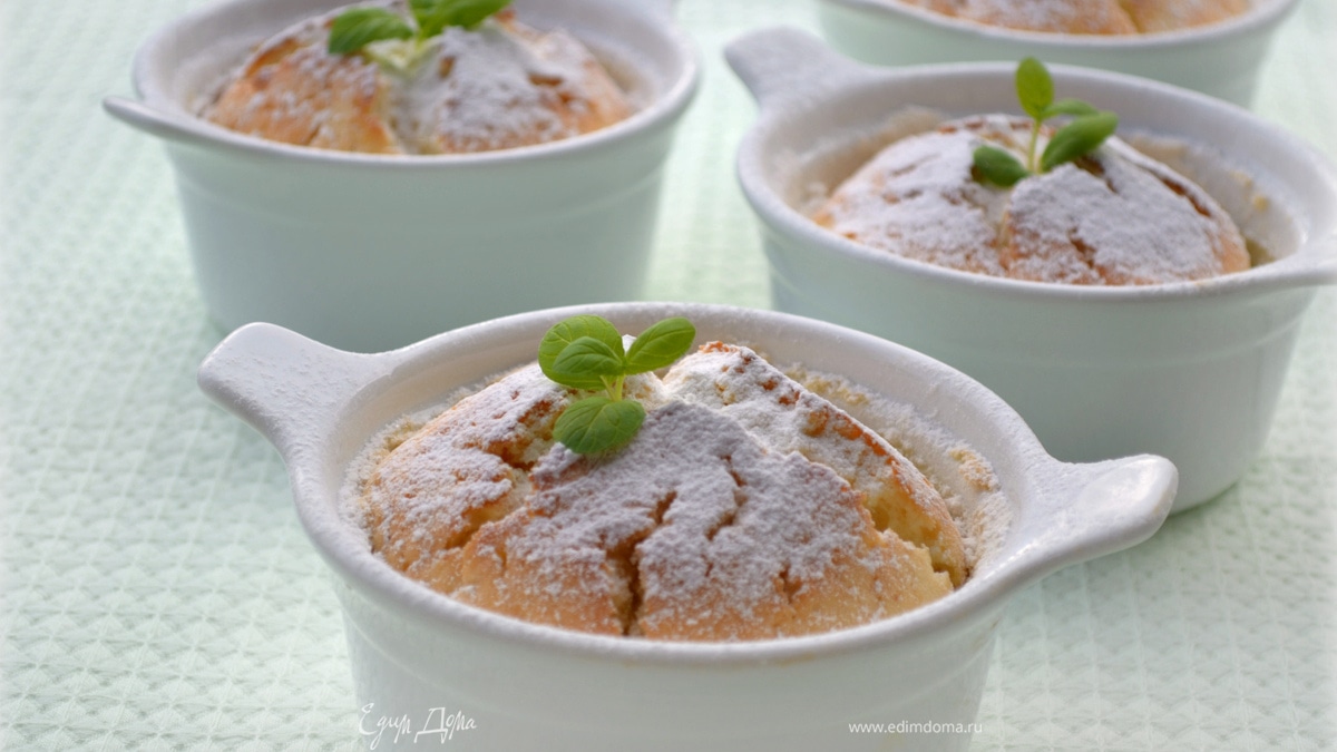 Влажный лимонный кекс