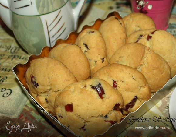 Апельсиновое печенье с вяленой клюквой