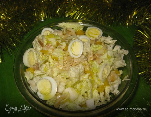 Салат из пекинской капусты, болгарского перца и перепелиных яиц