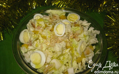 Рецепт Салат из пекинской капусты, болгарского перца и перепелиных яиц