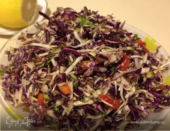 Салат из двух видов капусты