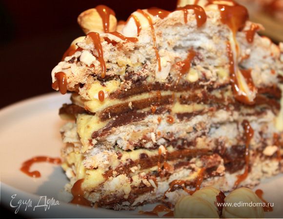 Торт "Безе с фундуком"