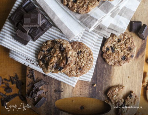 Овсяное печенье с кусочками шоколада Овсяное печенье с кусочками шоколада