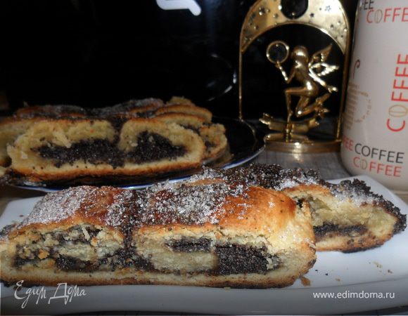 Творожный рулет с маком и шоколадом Творожный рулет с маком и шоколадом