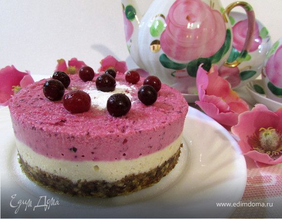 Клюквенный кешьюкейк Клюквенный кешьюкейк
