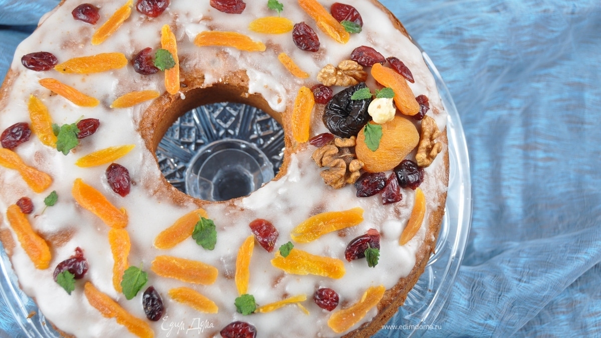 Ореховый кекс с глинтвейном