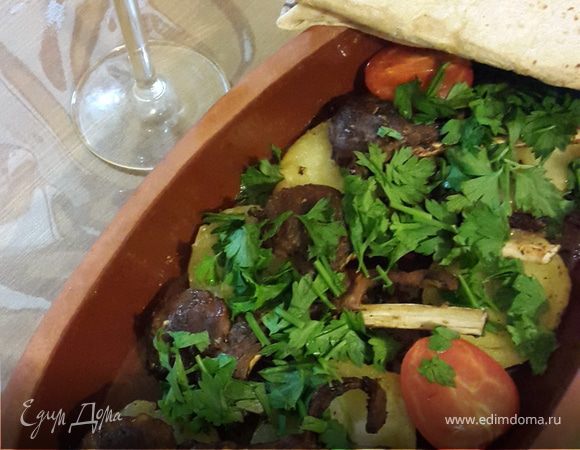 Каре ягненка с картофелем Каре ягненка с картофелем