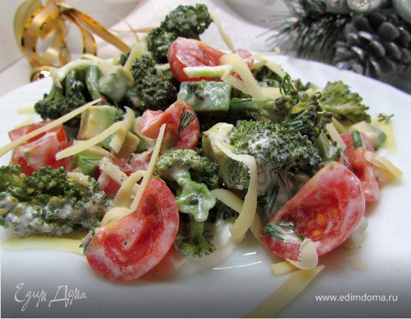 Салат из авокадо и брокколи Салат из авокадо и брокколи