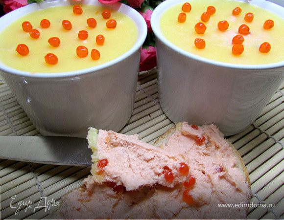 Паштет из сёмги с красной икрой и белым вином Паштет из сёмги с красной икрой и белым вином