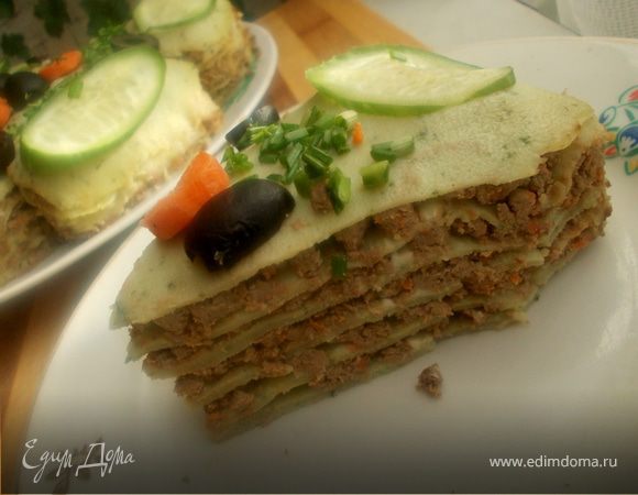 Блинный тортик с печенью и шпинатом Блинный тортик с печенью и шпинатом