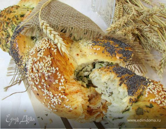 Хлеб с зеленью и красным перцем Хлеб с зеленью и красным перцем