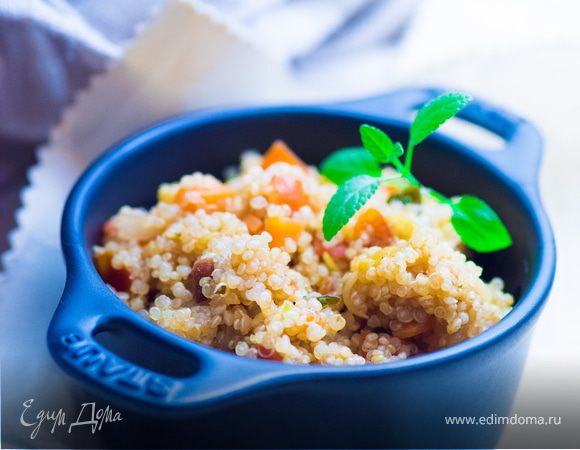 Теплый салат с киноа Теплый салат с киноа