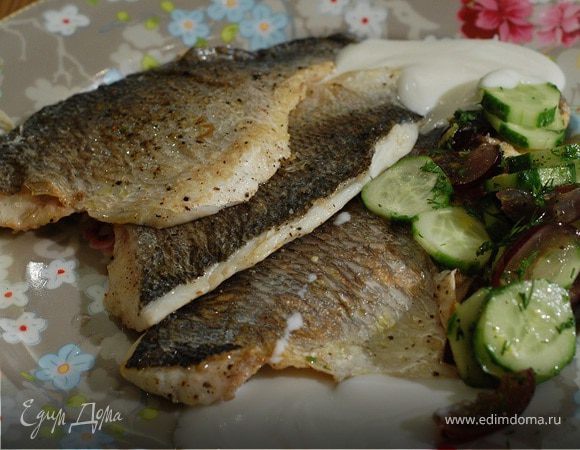 Дорада со свежим салатом Дорада со свежим салатом