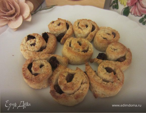 Печенье с изюмом из цельнозерновой муки