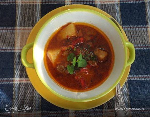 Суп-гуляш остренький