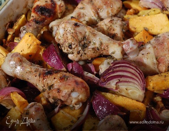 Курица с тыквой, луком и грецкими орехами Курица с тыквой, луком и грецкими орехами