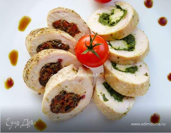 Отварные куриные рулетики с двумя видами начинки Отварные куриные рулетики с двумя видами начинки