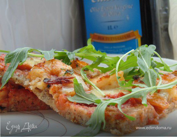 Пицца на гречневой муке с острыми креветками и руколой Пицца на гречневой муке с острыми креветками и руколой