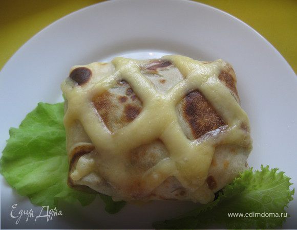 Блины в сырную клеточку с начинкой Блины в сырную клеточку с начинкой