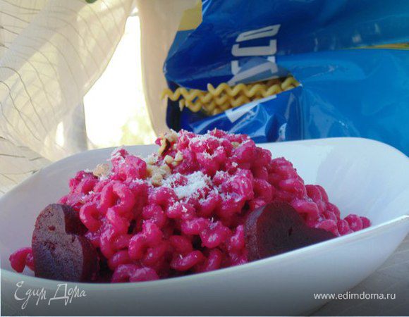 Паста со свекольным песто Паста со свекольным песто