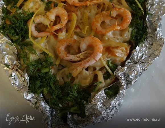 Запеченные лингвини с форелью и креветками