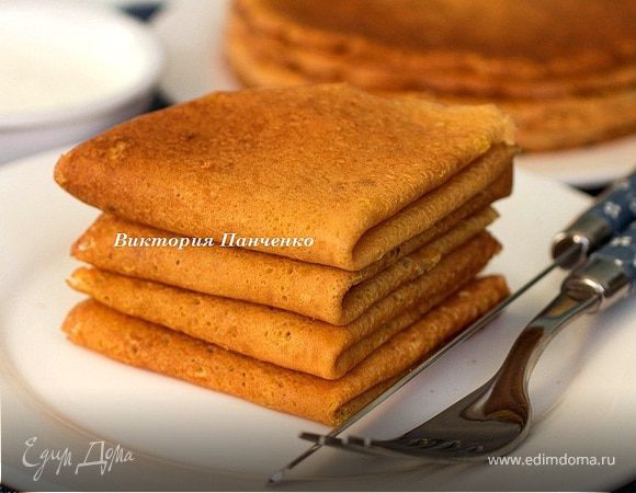 Нутовые блины с луковым припёком