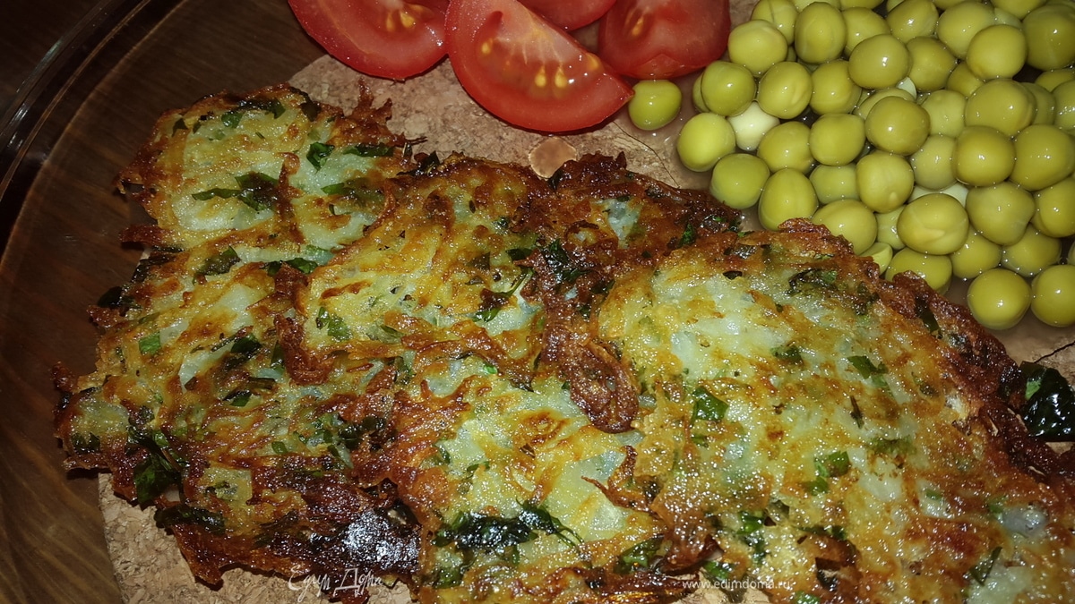 Постные драники с зеленью и чесноком