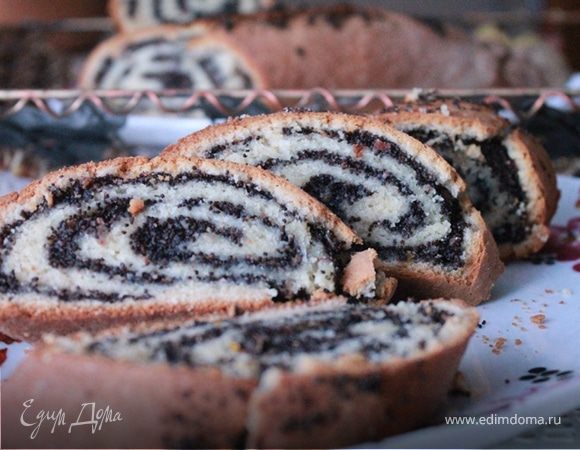 Рулет с орехово-маковой начинкой Рулет с орехово-маковой начинкой