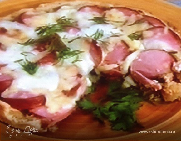 Пирог с сардельками Пирог с сардельками