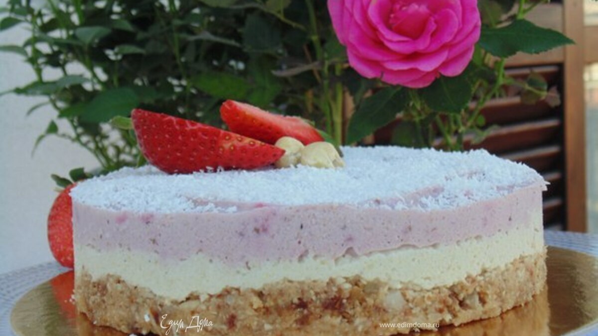 Клубничный кешьюкейк