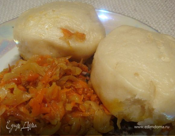 Тушеная капуста с пампушками