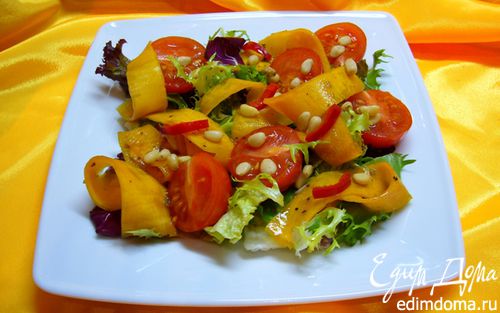 Рецепт Салат с маринованной тыквой и помидорами черри