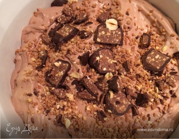 Шоколадное джелато с фундуком и конфетами Бачио (BACIO) Шоколадное джелато с фундуком и конфетами Бачио (BACIO)