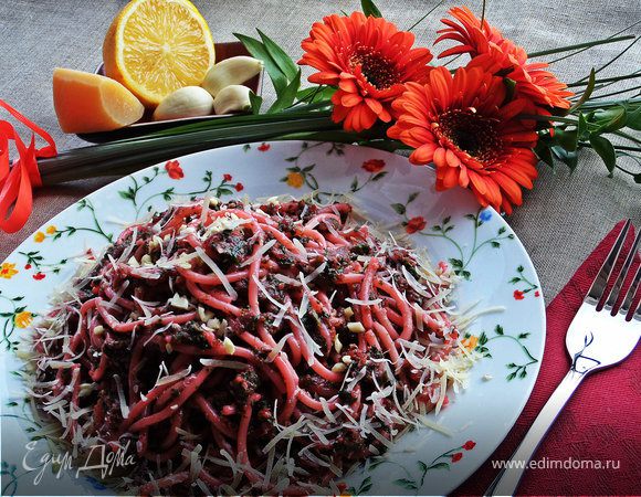 Свекольно-шпинатная пикантная паста Свекольно-шпинатная пикантная паста