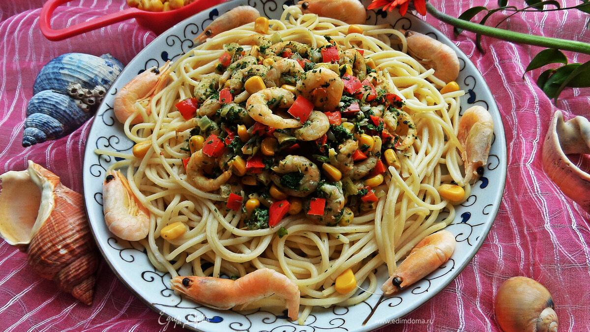 Соте из креветок со шпинатом к пасте