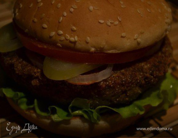 Бургер с гречневой котлетой Бургер с гречневой котлетой