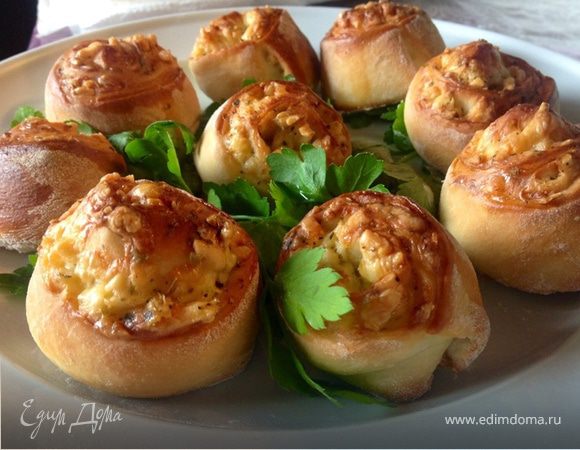 Сырные булочки с базиликом Сырные булочки с базиликом