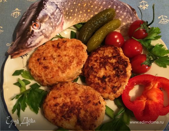 Котлета из щуки и морского лосося Котлета из щуки и морского лосося