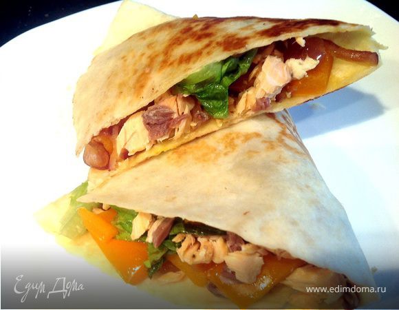 Кесадилья с лососем Кесадилья с лососем