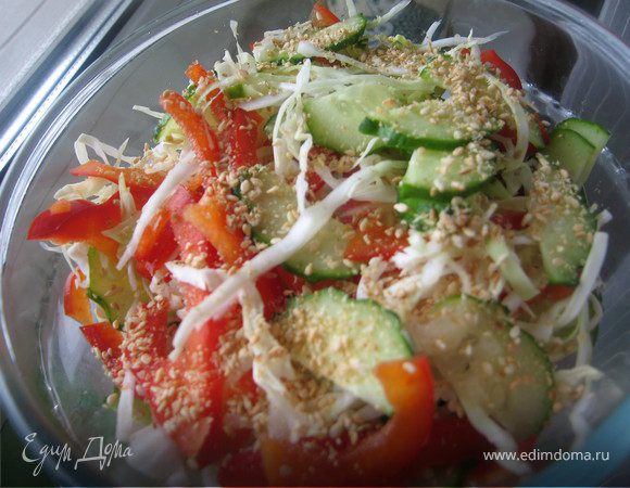 Овощной салат в азиатском стиле