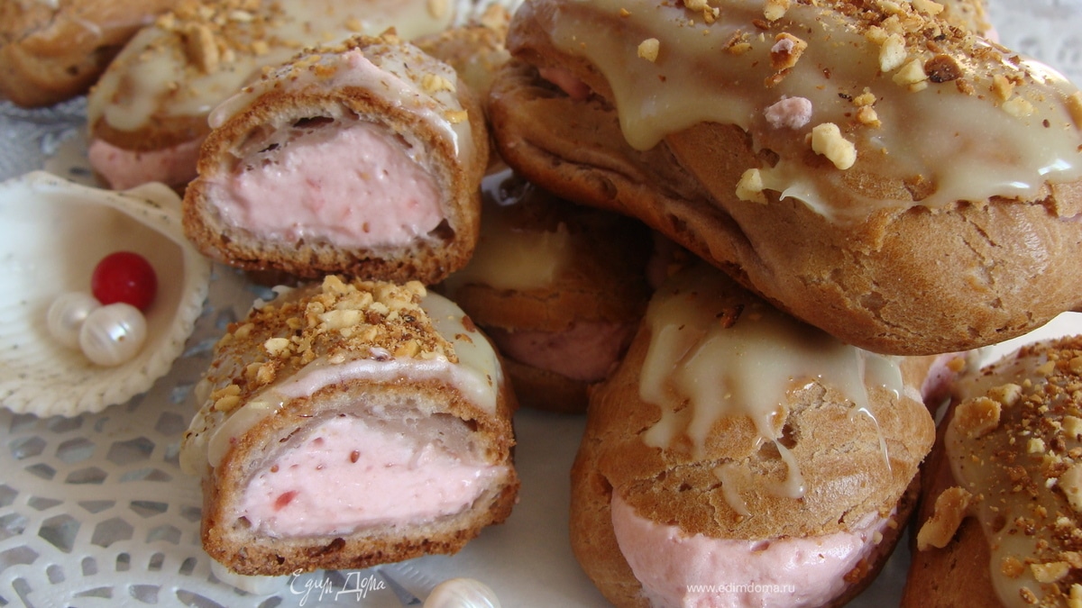 Эклеры "Клубника со сливками"