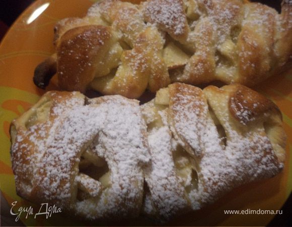 Булочки-косички с яблоками Булочки-косички с яблоками