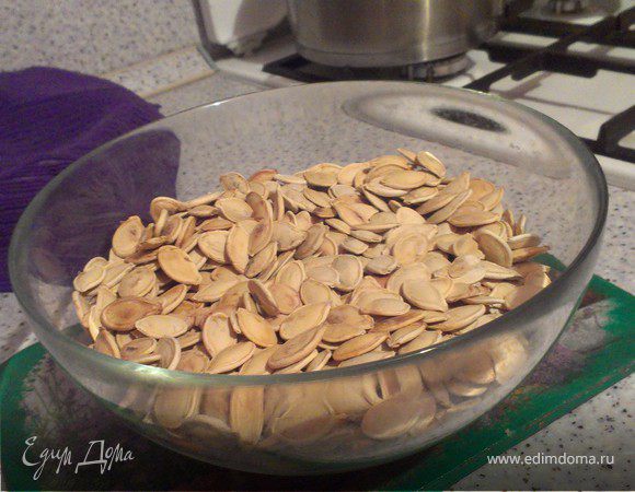 Соленые тыквенные семечки