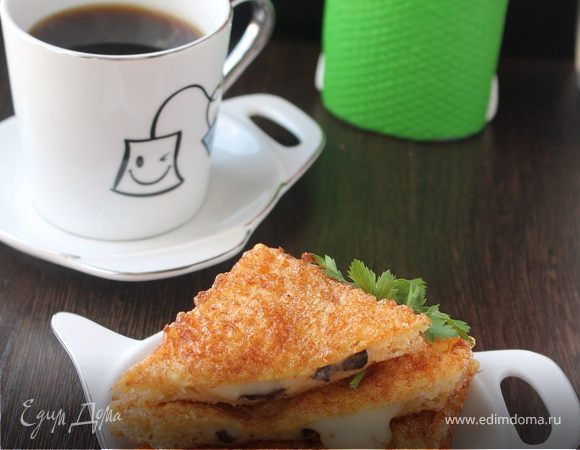 Сыр, жаренный в вафлях Сыр, жаренный в вафлях