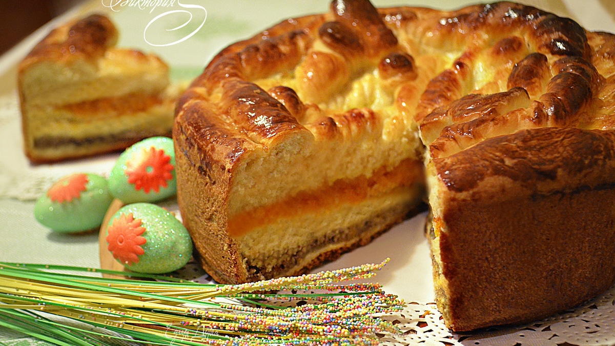 Праздничный сдобный пирог